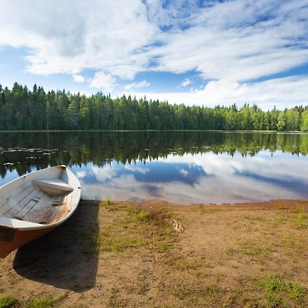 Lomaperkkioe Cottages Каяани Экстерьер фото